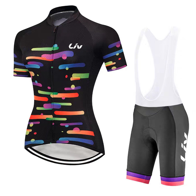 LIV women's cycling jersey set - مراجعة Cycling Community وسعره