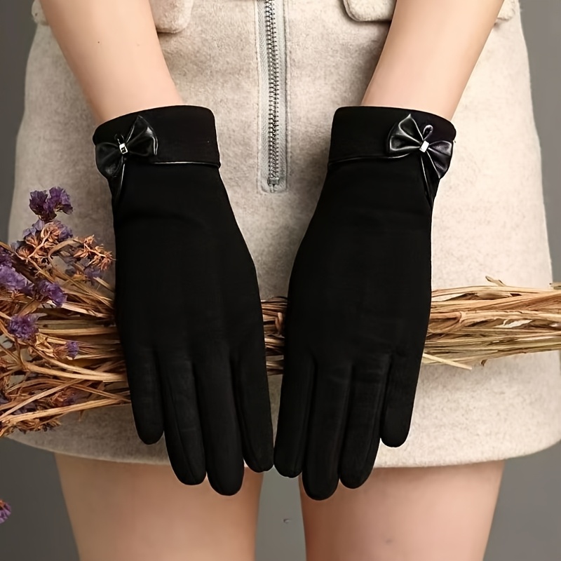 Winter Women's Bow Touch Scree - مراجعة Cycling Commute Essentials وسعره
