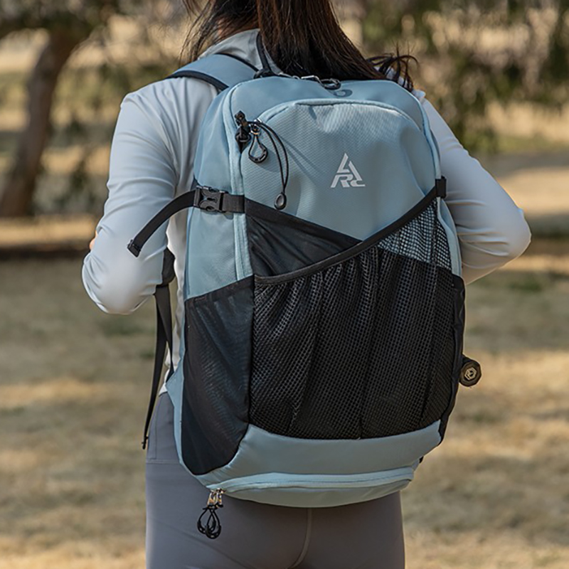 Climbing Backpack with Shoes P - مراجعة Cycling Shoes For Commute وسعره