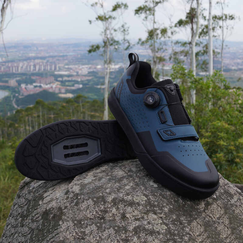 AVITUS Men MTB Shoe with 2-Bol - مراجعة Cycling Commuter Shoes وسعره