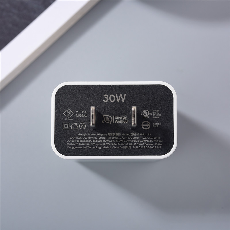 Google 30W PD Fast Charger for - مراجعة Usb Charger Dynamo وسعره