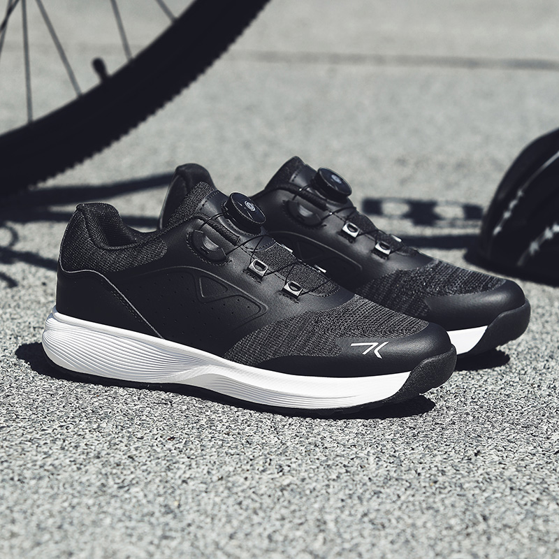 Cycling Shoes man Cleats Shoes - مراجعة Cycling Commuter Shoes وسعره