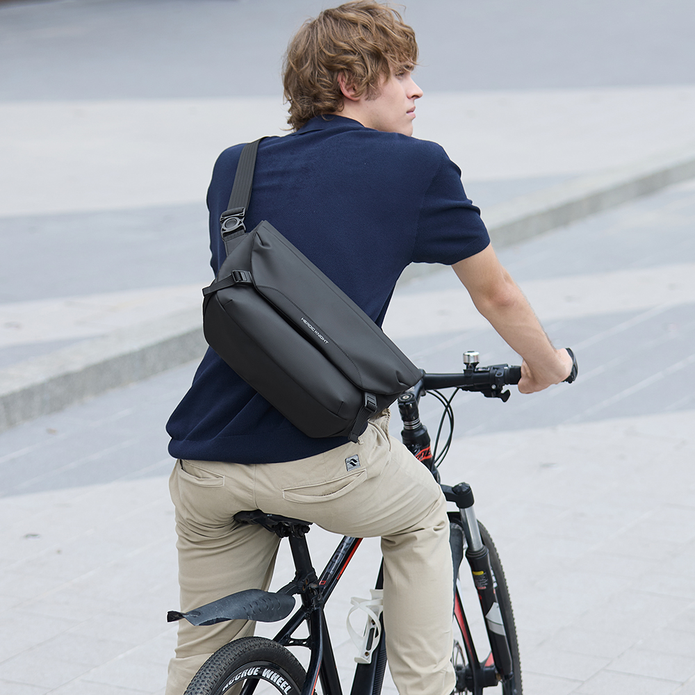 HcanKcan Man Shoulder Bag Wate - مراجعة Cycling Commuter Backpack Waterproof وسعره